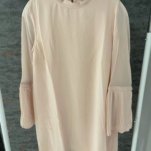 Cupcakes and cashmere tea rose dress size small